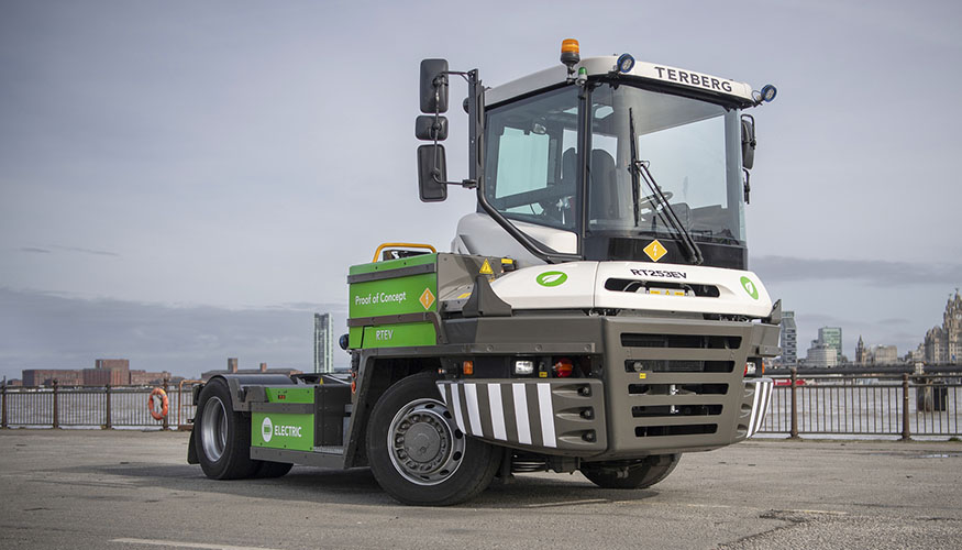 Helt elektrisk | 100% Terberg | RT253EV redefinerer RoRo-transport